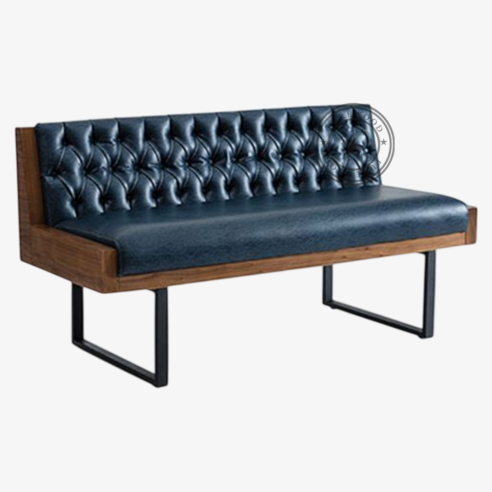 Lorisse restaurant booth