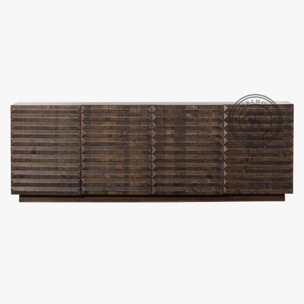 Peniis media cabinet